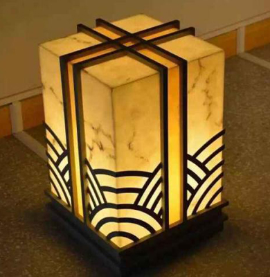 察布查尔柱头灯