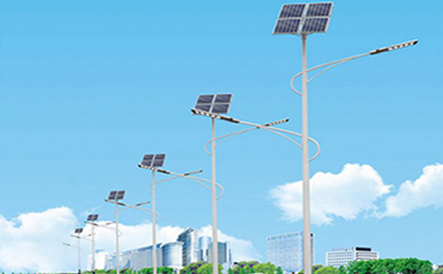 北方冬季察布查尔太阳能路灯的保养要点