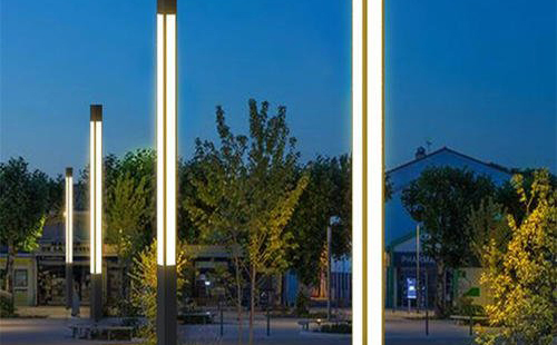 太阳能察布查尔景观灯定制常见问题与解决方案