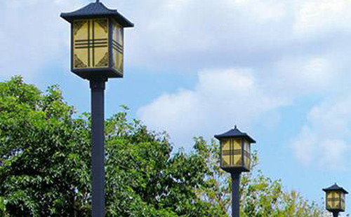 察布查尔庭院灯安装间距与布灯设计全解析