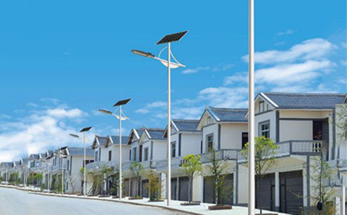 察布查尔太阳能路灯配置与在乡村道路照明中的应用